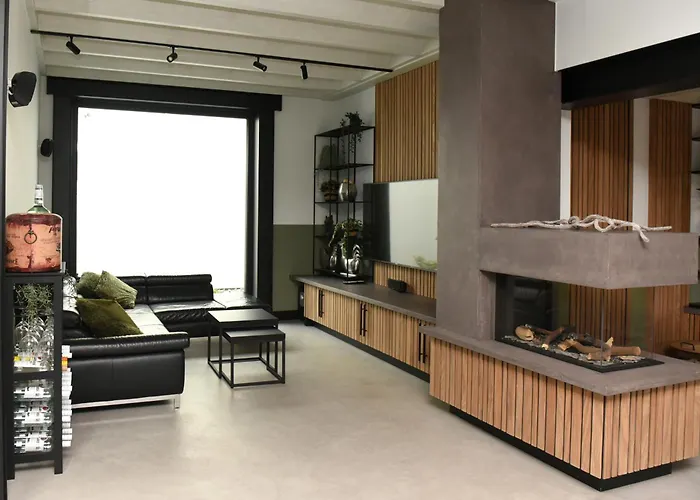 Met 13 Slaap Βίλα Alphen (North Brabant)