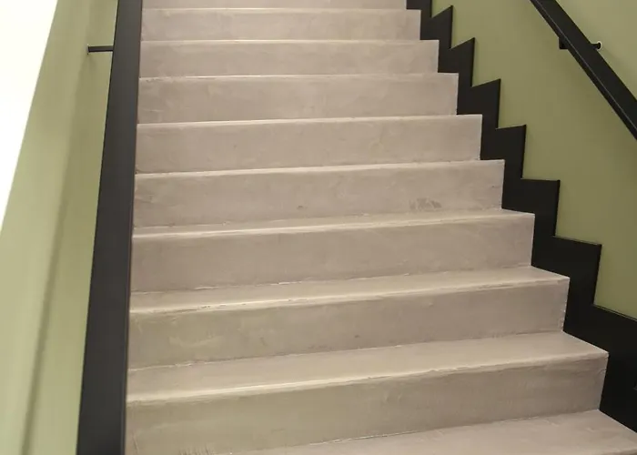 Met 13 Slaap * Alphen (North Brabant)