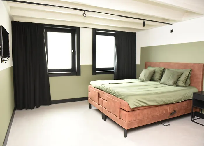 Βίλα Met 13 Slaap Alphen (North Brabant)