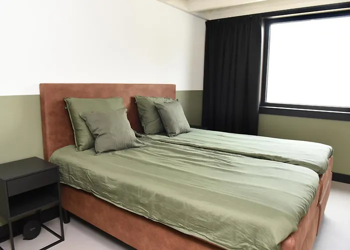 Met 13 Slaap Villa Alphen (North Brabant)